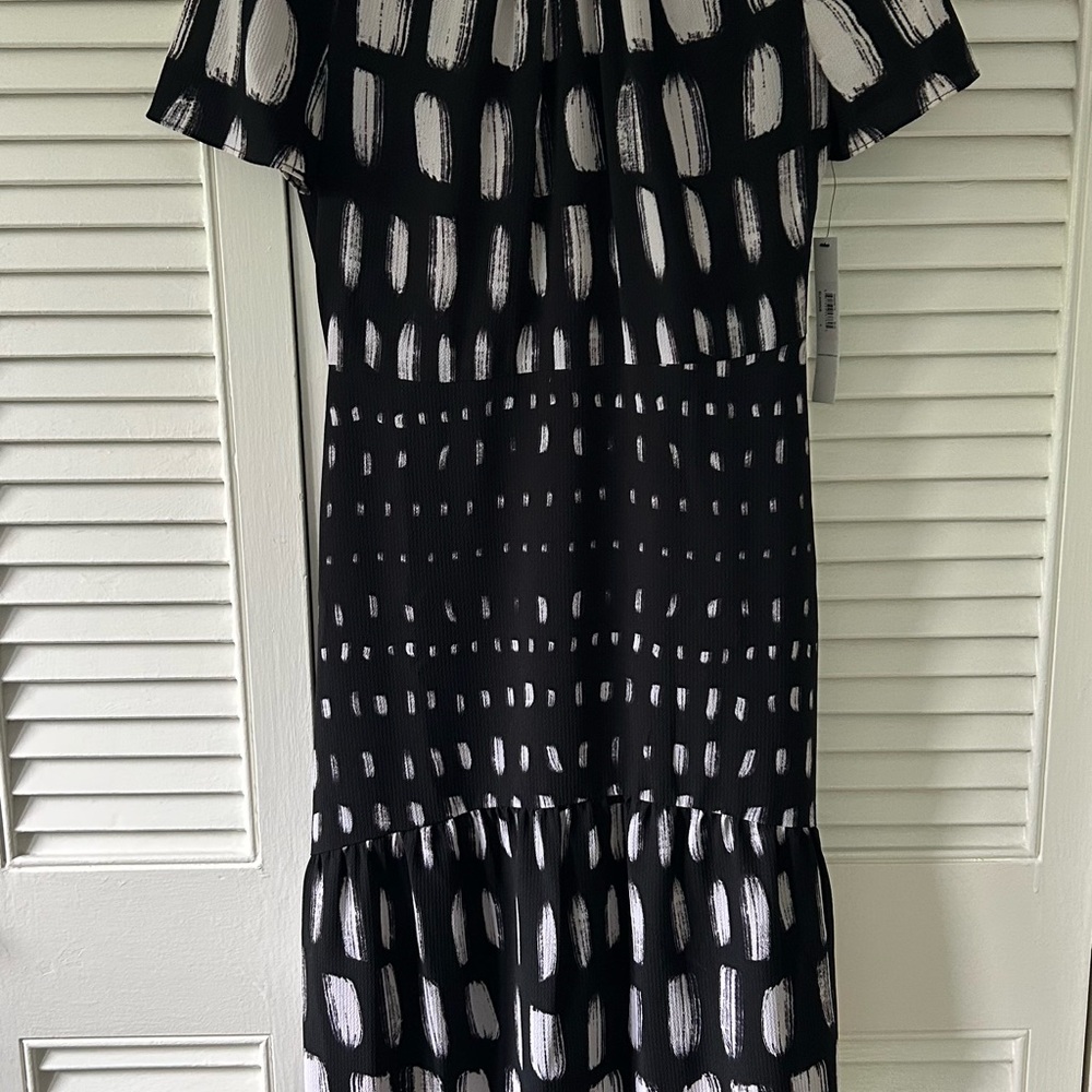 Maggy London Black and White Ruffled Tiered Midi Dress